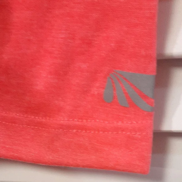 Women's Marika tek dri wik crunch front long sleeve Tee! Size L - Picture 5 of 6